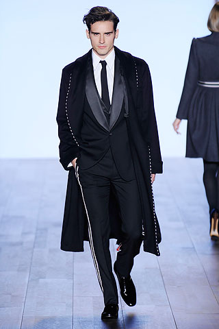 Tommy Hilfiger / - 2010-2011